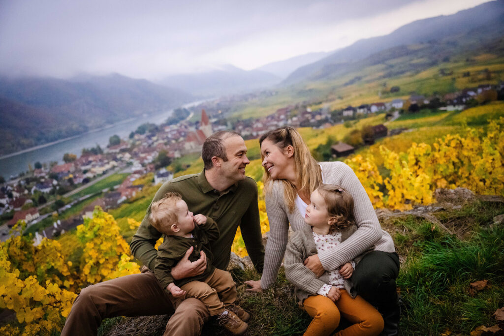 niederösterreich-natur-liebe-outdoorshooting- premium fotografie- familie- herbst- wachau