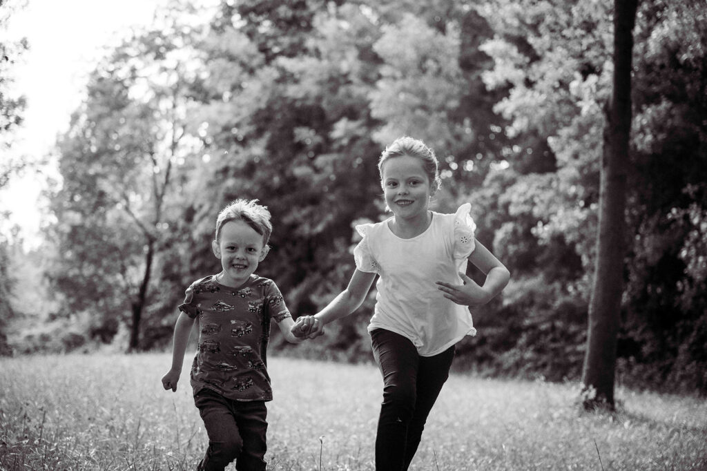 niederösterreich-natur-liebe-outdoorshooting- premium fotografie- familie-