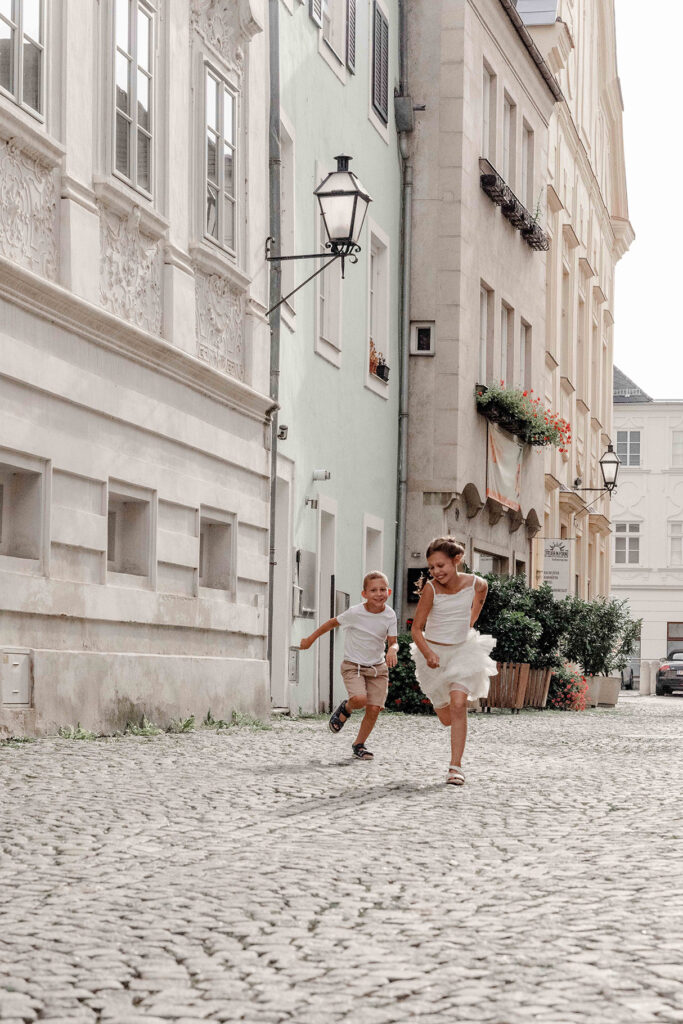 paar-leidenschaft-niederösterreich-natur-liebe-outdoorshooting- premium fotografie- familie-