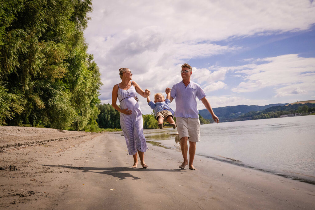 schwangerschaft familie liebe wachau melk niederösterreiich lebendig emotional donau strand